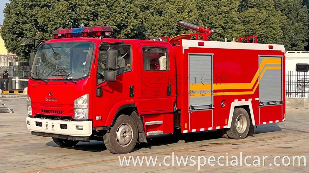 Isuzu 700p Firefighting Truck 3 Jpg